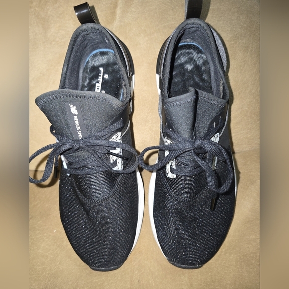 New Balance Womens Nergiz Rev Lite Black and White Sneakers Size 10 - Picture 8 of 11